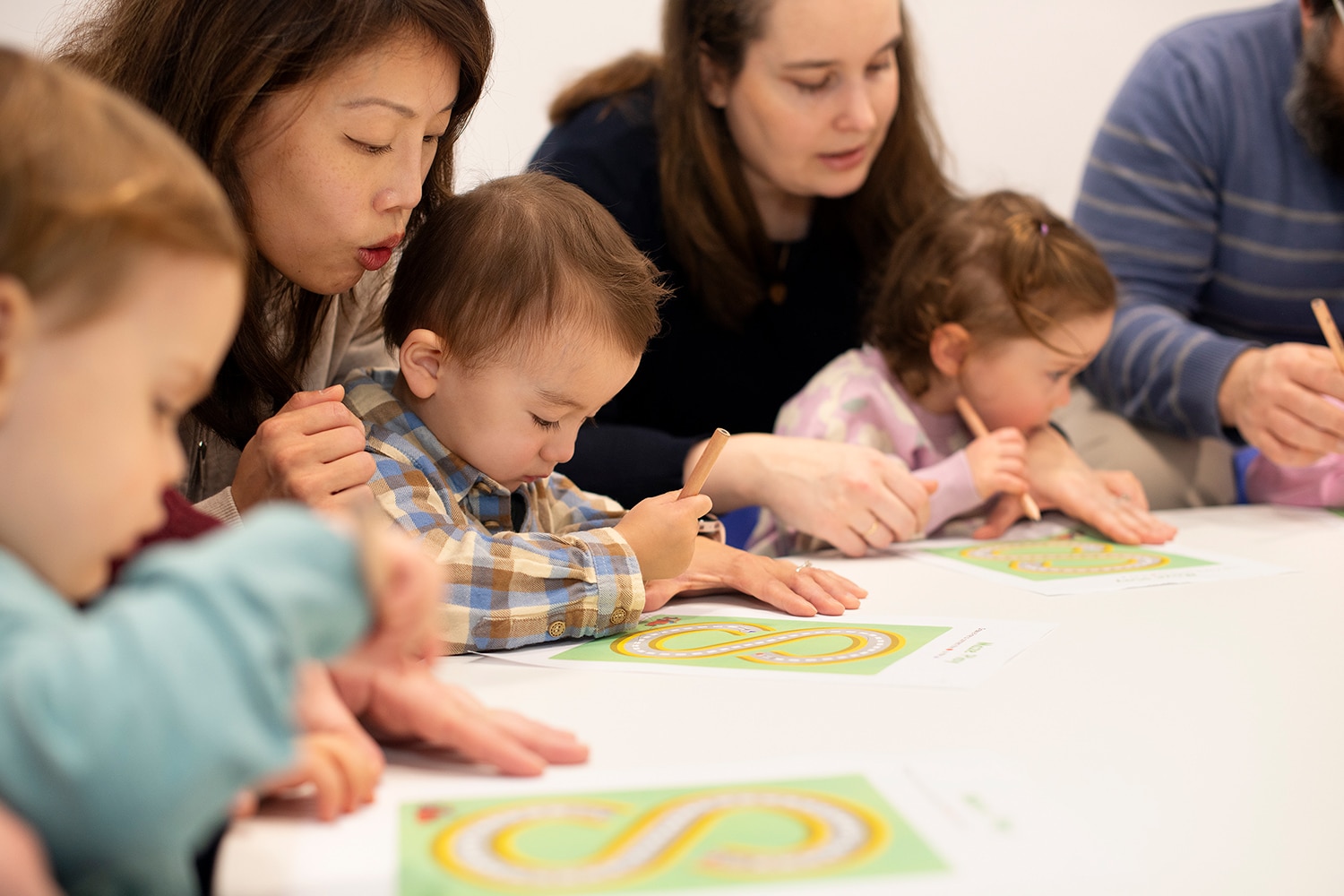 Toddler developmental milestones with Shichida - toddlers completing a simple maze