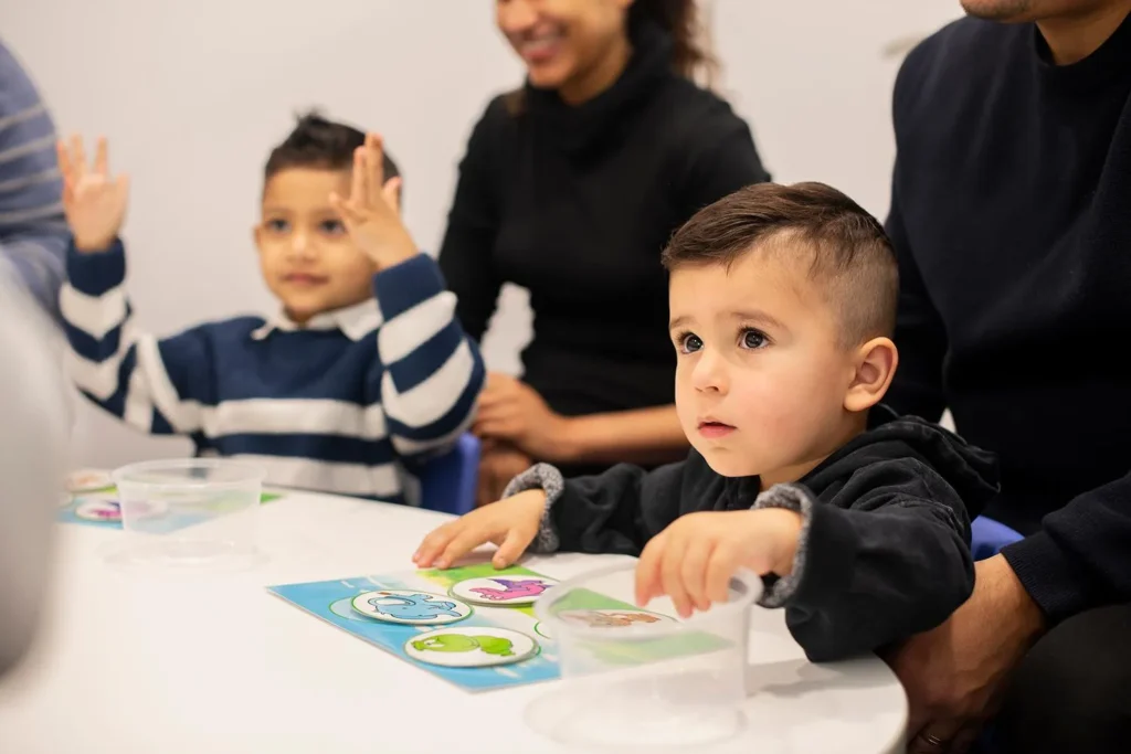 children-learning-together-indoors