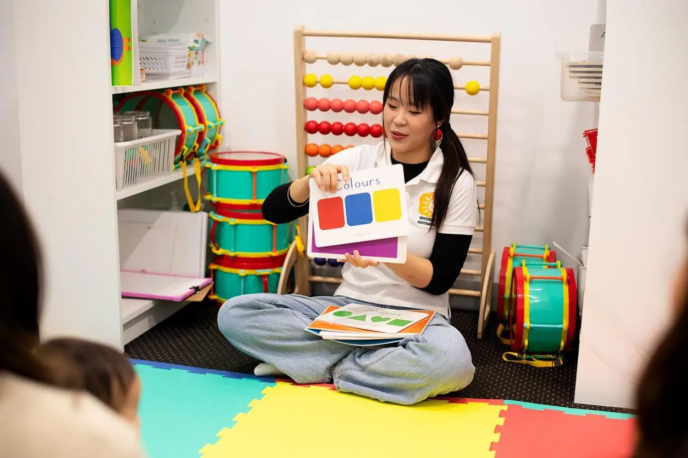 Image by Shichida Australia: Flashcards introduce babies and toddlers to new words while supporting focus, listening and memory.